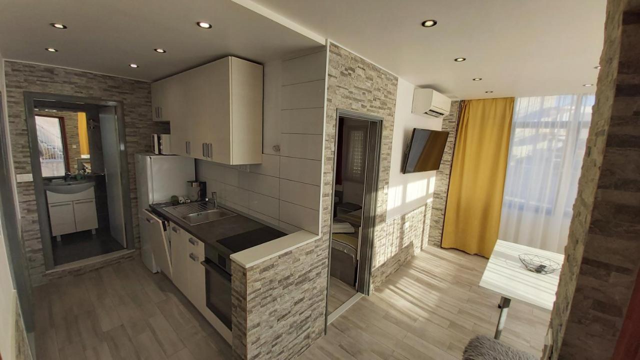 Apartments Druzianic Makarska Bagian luar foto