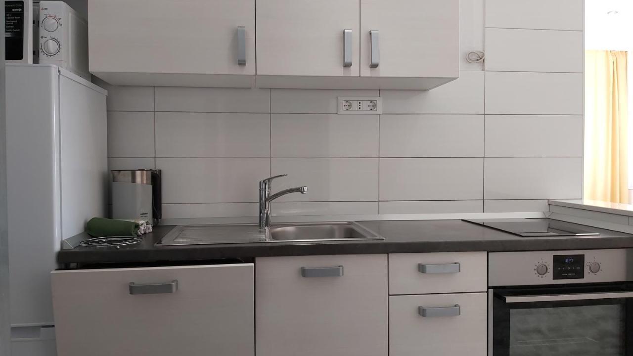 Apartments Druzianic Makarska Bagian luar foto