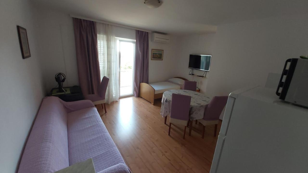 Apartments Druzianic Makarska Bagian luar foto